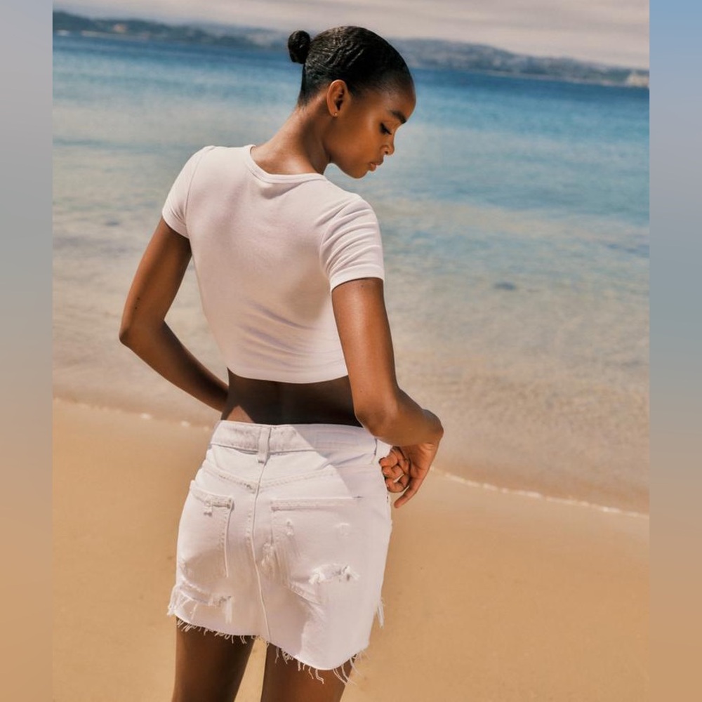 Zara RIPPED TRF DENIM Jean MINI SKIRT White Size S NEW - Picture 8 of 14